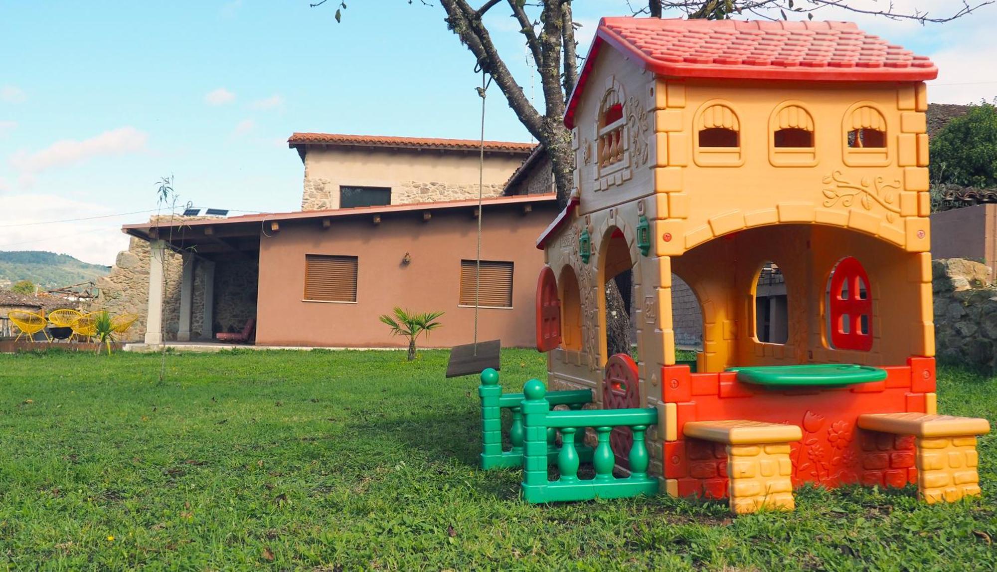 Apartamentos Muralla Sacra 索尔波 外观 照片