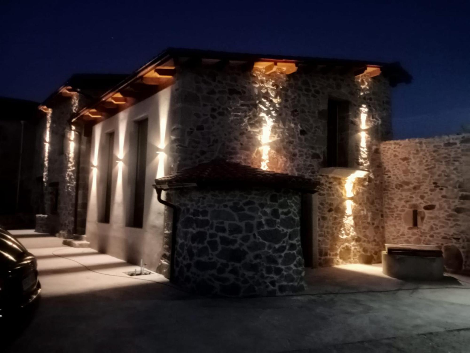 Apartamentos Muralla Sacra 索尔波 外观 照片